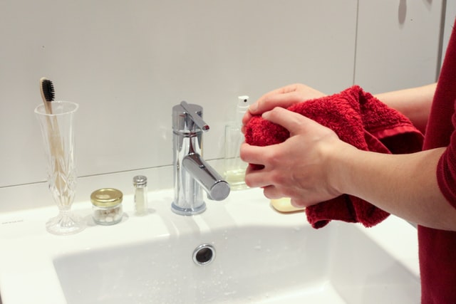 How to keep your hands soft supple throughout this crisis